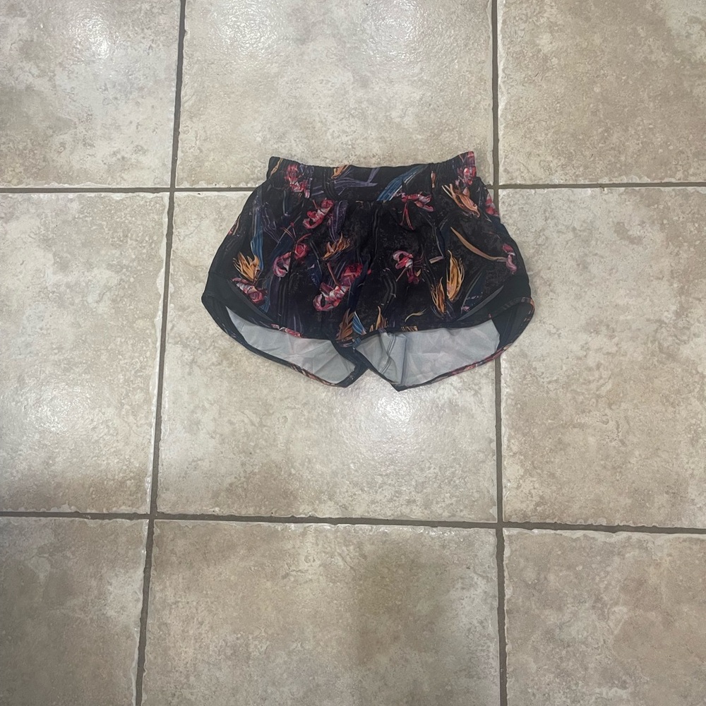 Lululemon hotty hot shorts